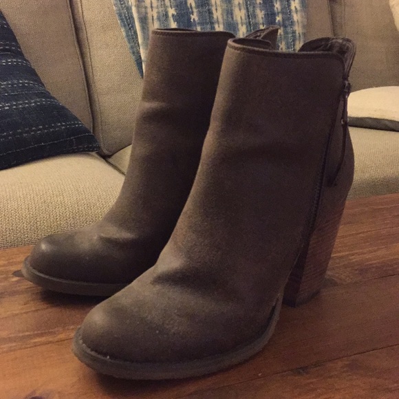 Seychelles Like New Leather Booties - Picture 3 of 6